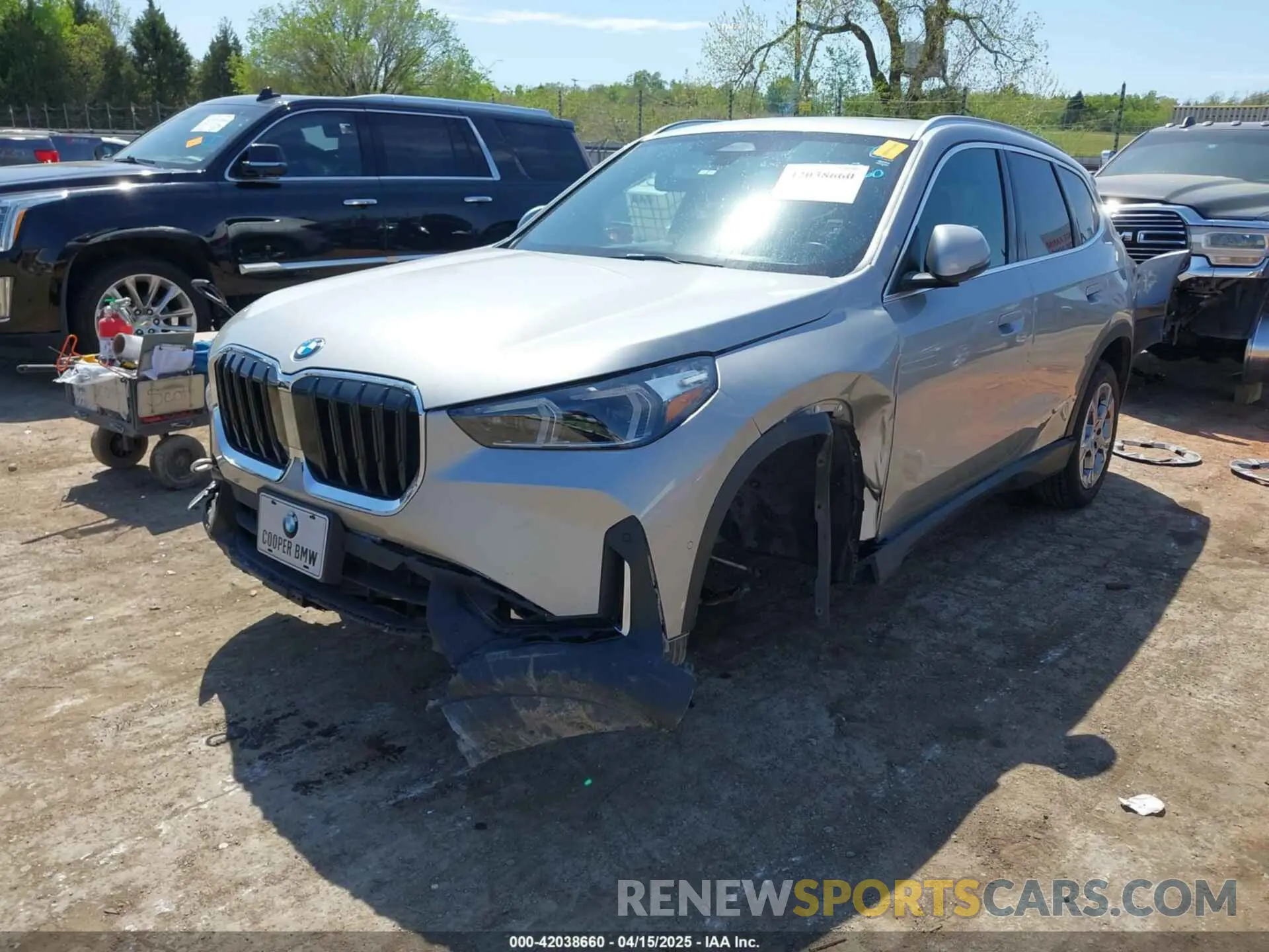 2 Photograph of a damaged car WBX73EF03P5X46405 BMW X1 2023