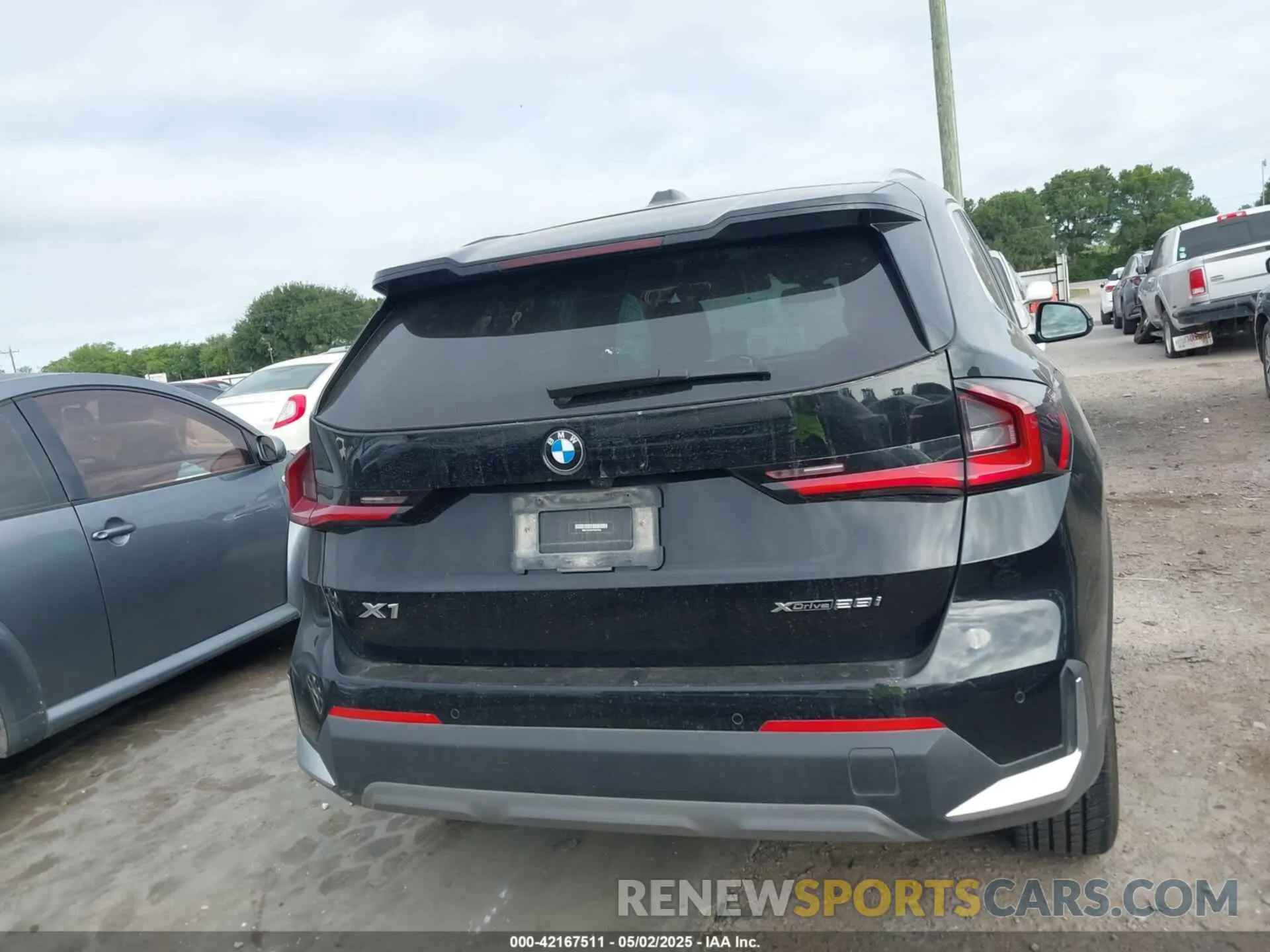 16 Photograph of a damaged car WBX73EF04P5W37659 BMW X1 2023