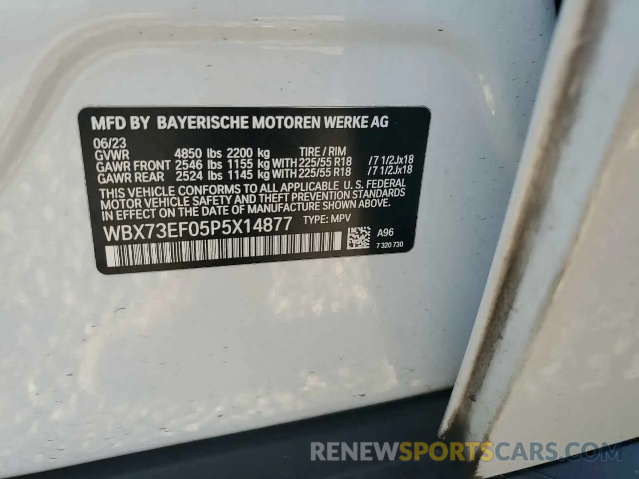 14 Photograph of a damaged car WBX73EF05P5X14877 BMW X1 2023