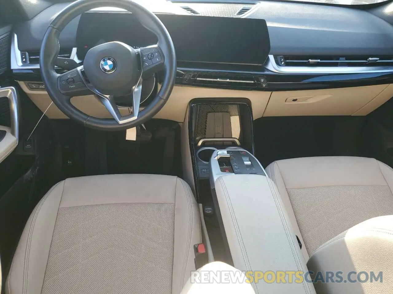 8 Photograph of a damaged car WBX73EF05P5X14877 BMW X1 2023