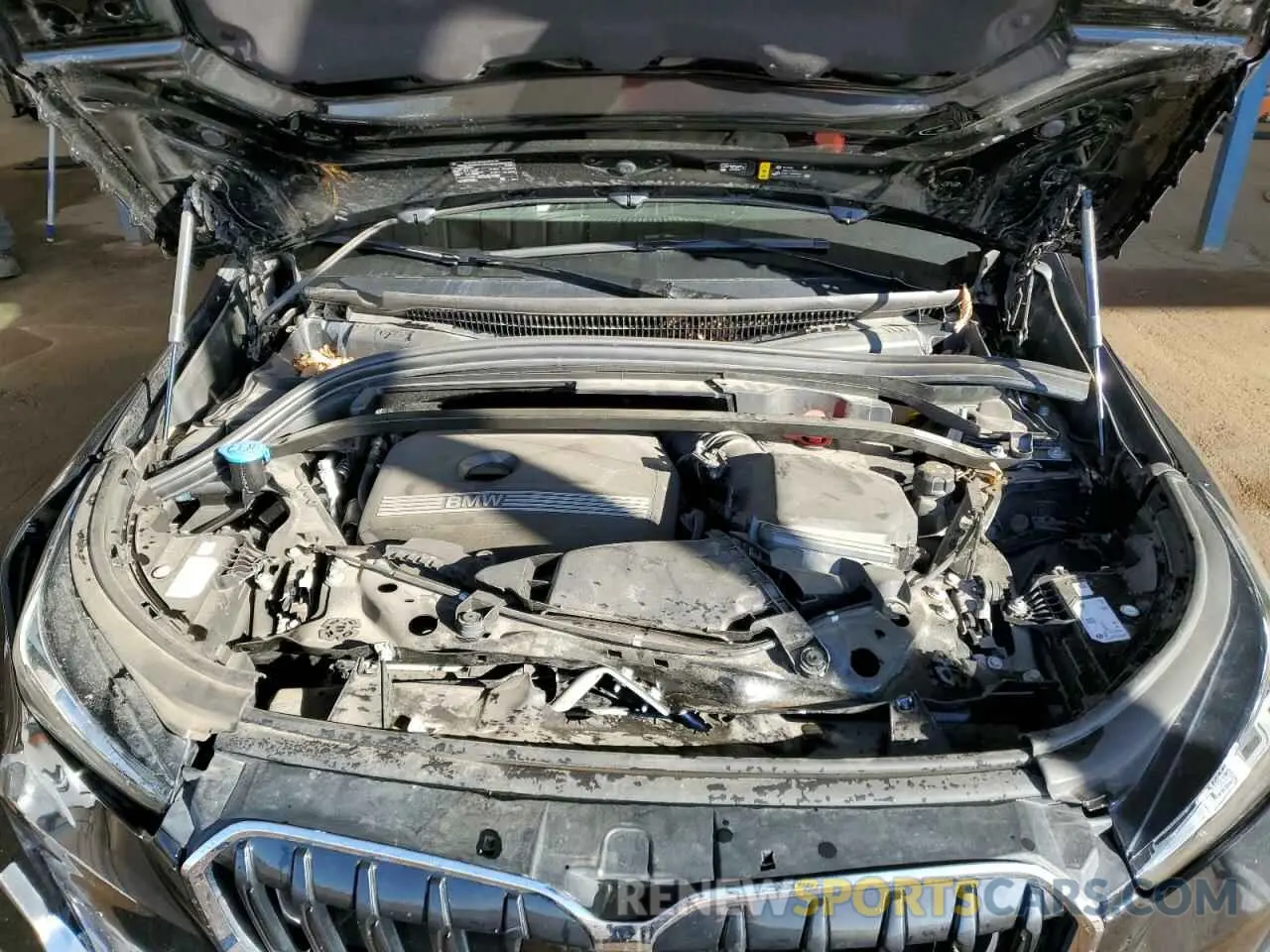 12 Photograph of a damaged car WBX73EF05P5X19173 BMW X1 2023
