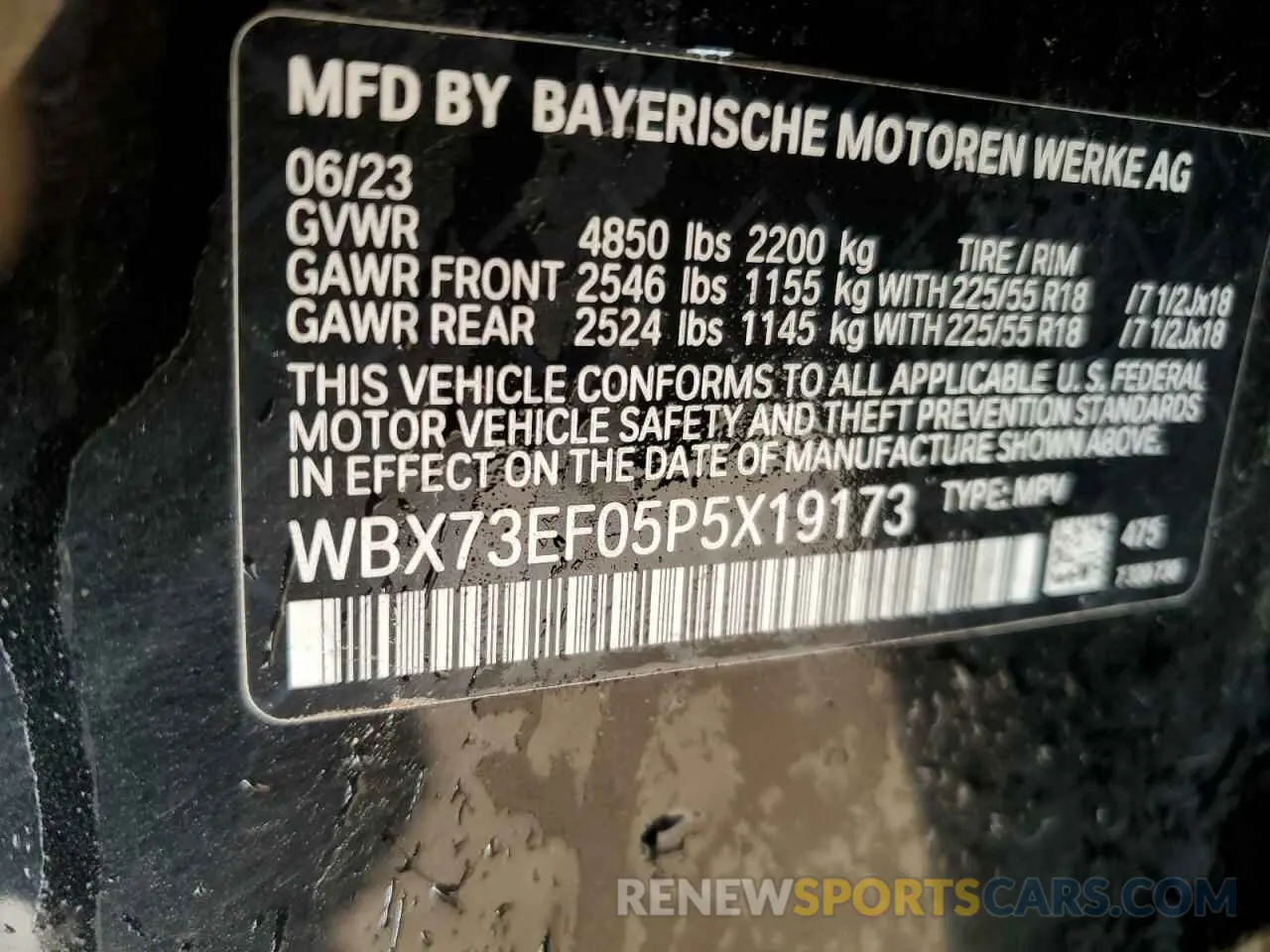 13 Photograph of a damaged car WBX73EF05P5X19173 BMW X1 2023