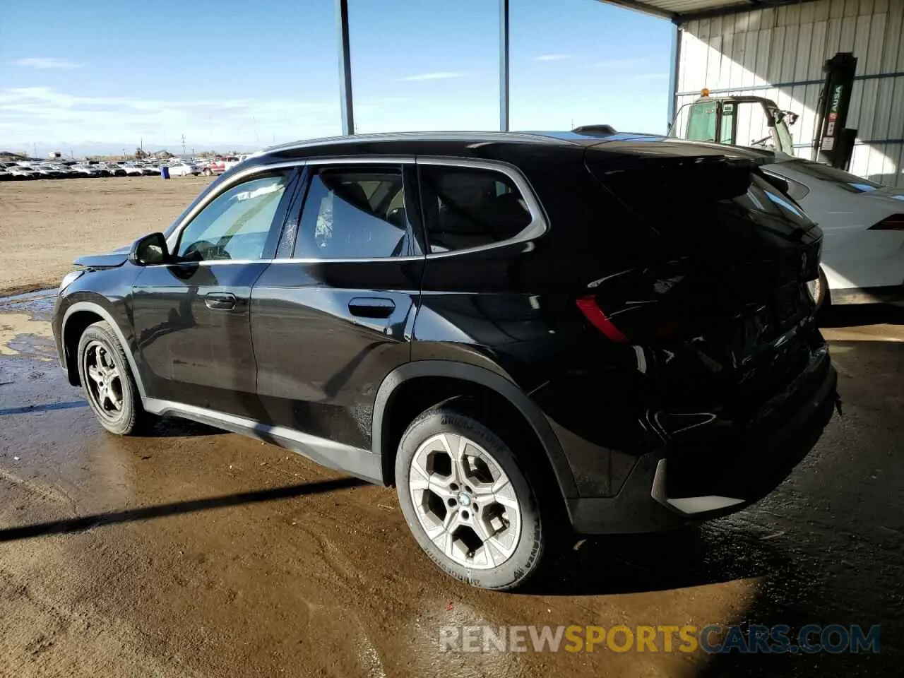 2 Photograph of a damaged car WBX73EF05P5X19173 BMW X1 2023