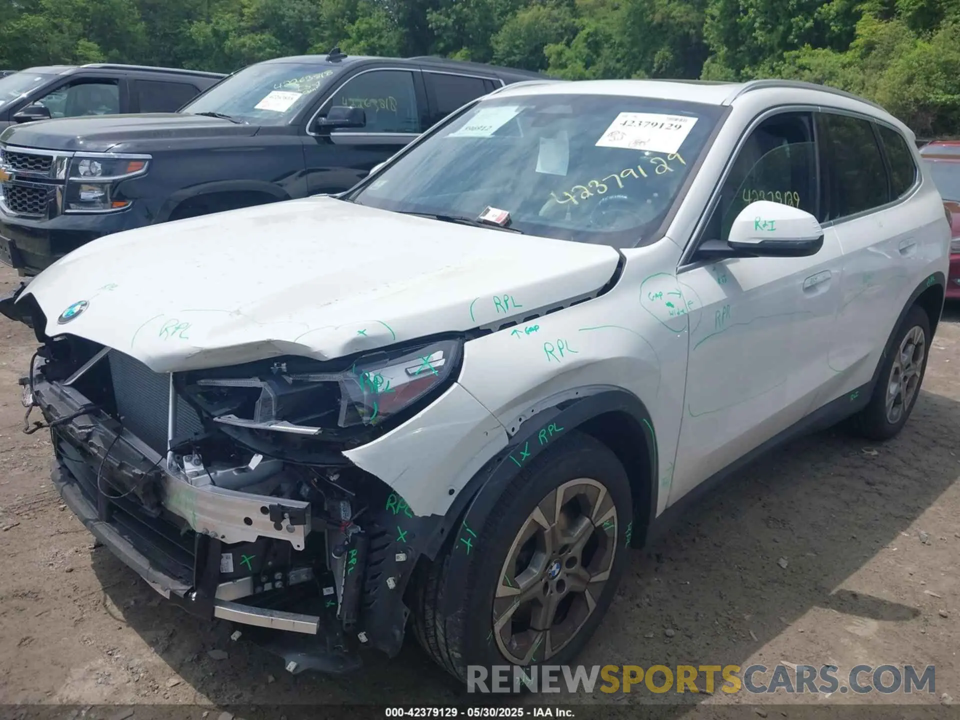2 Photograph of a damaged car WBX73EF06P5W91223 BMW X1 2023