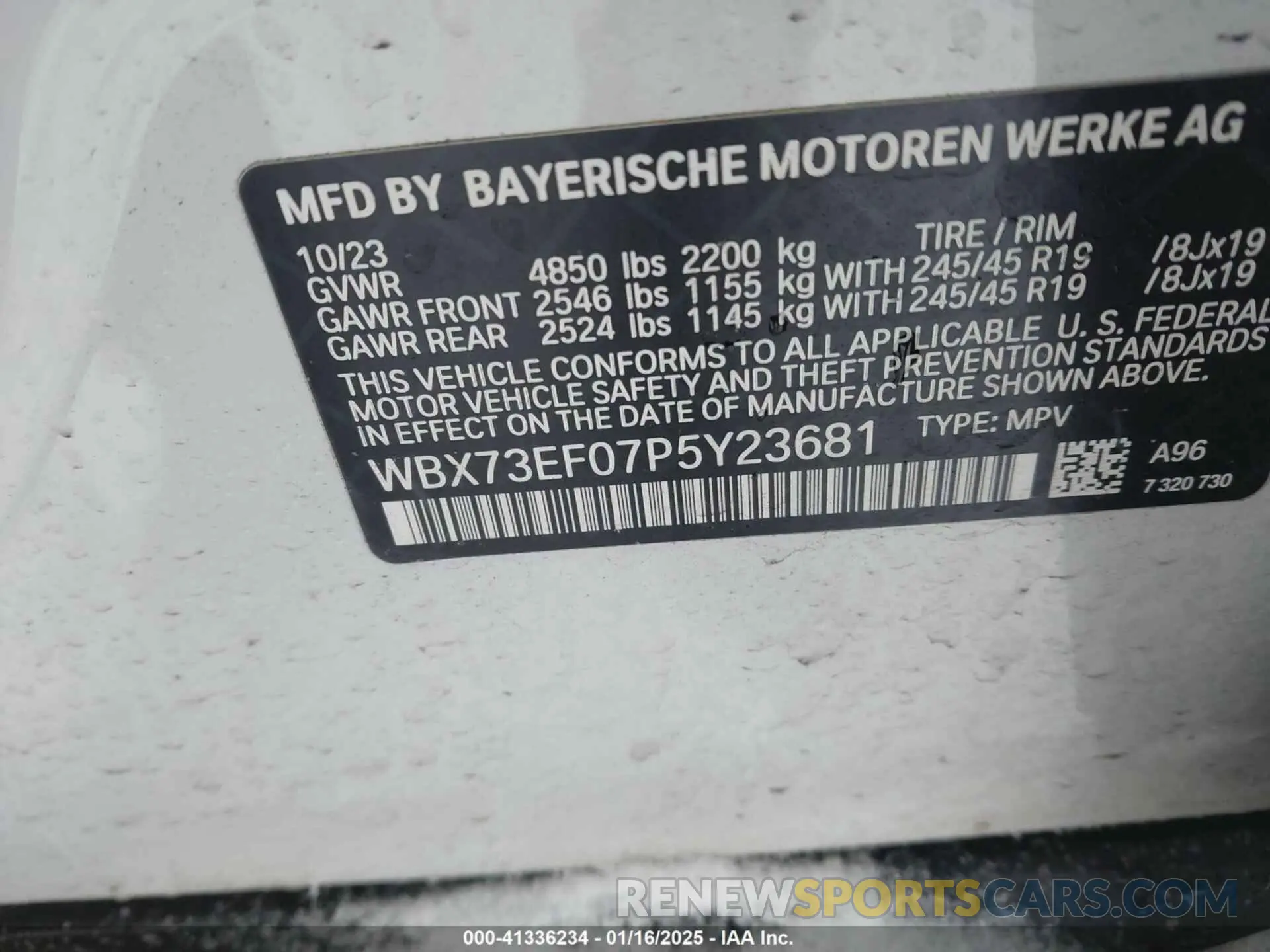 9 Photograph of a damaged car WBX73EF07P5Y23681 BMW X1 2023