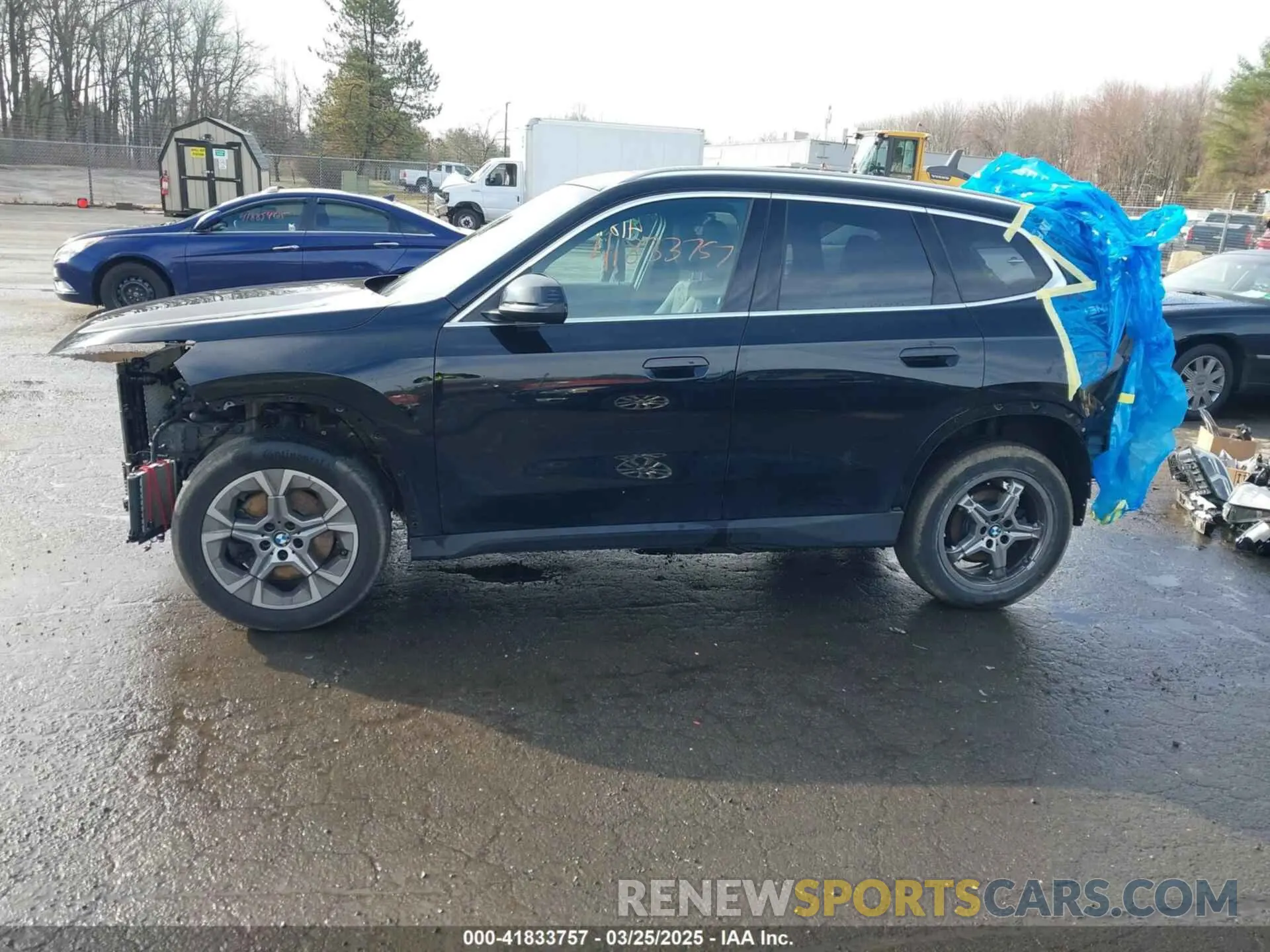 15 Photograph of a damaged car WBX73EF08P5W69000 BMW X1 2023