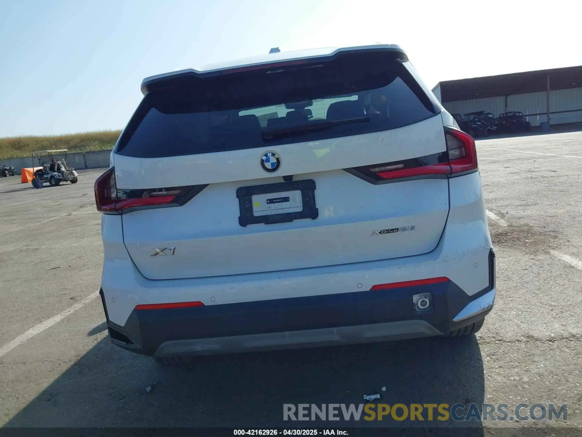 16 Photograph of a damaged car WBX73EF08P5X21175 BMW X1 2023