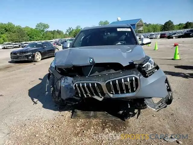 11 Photograph of a damaged car WBX73EF09P5W54036 BMW X1 2023