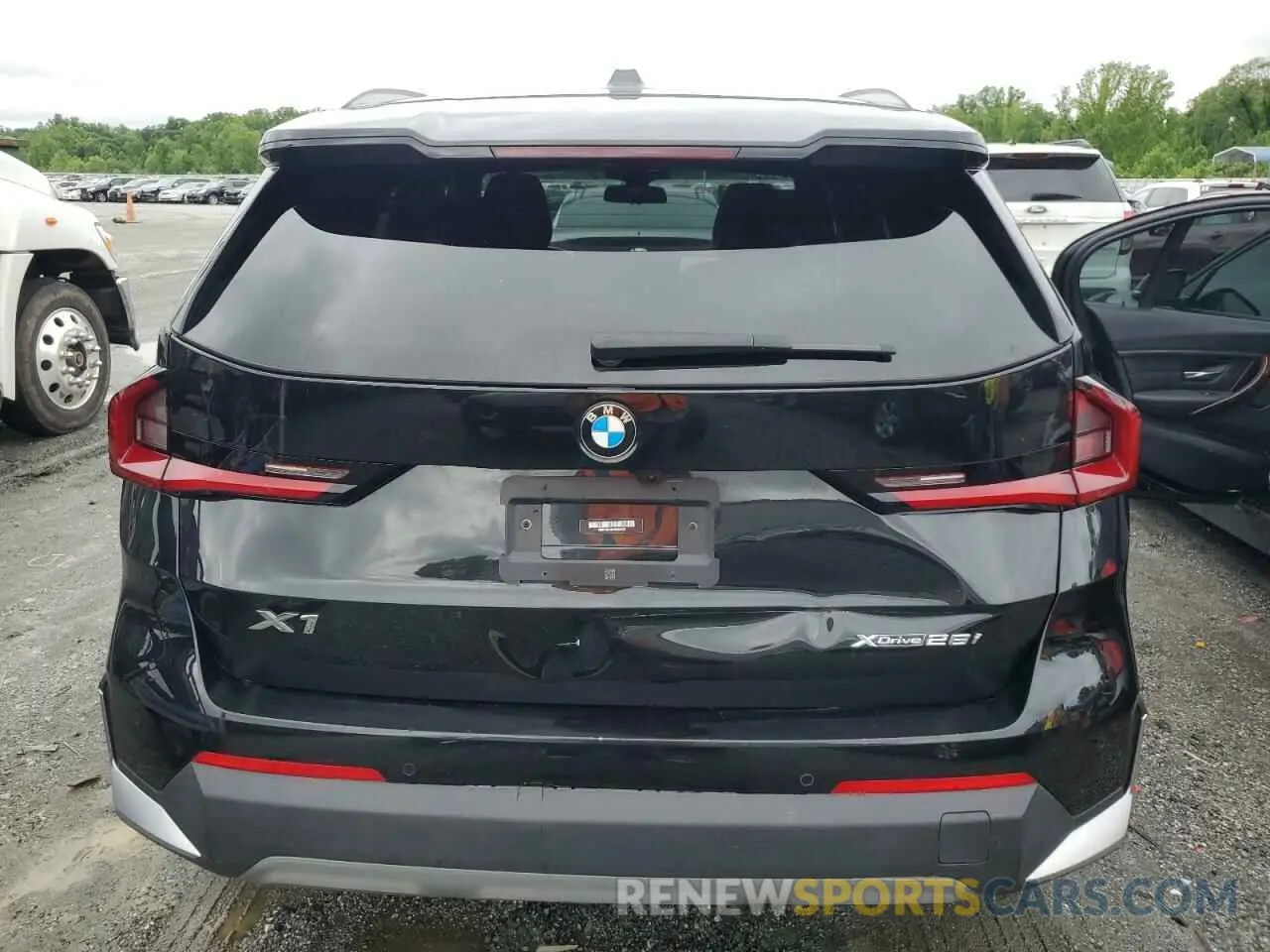 6 Photograph of a damaged car WBX73EF09P5W64467 BMW X1 2023