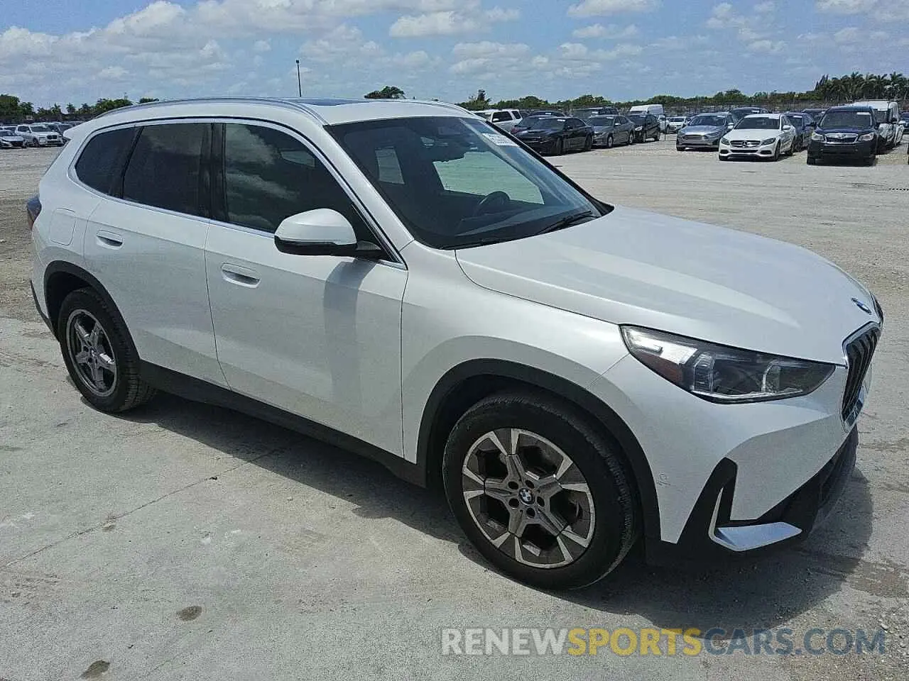 4 Photograph of a damaged car WBX73EF09P5X03445 BMW X1 2023