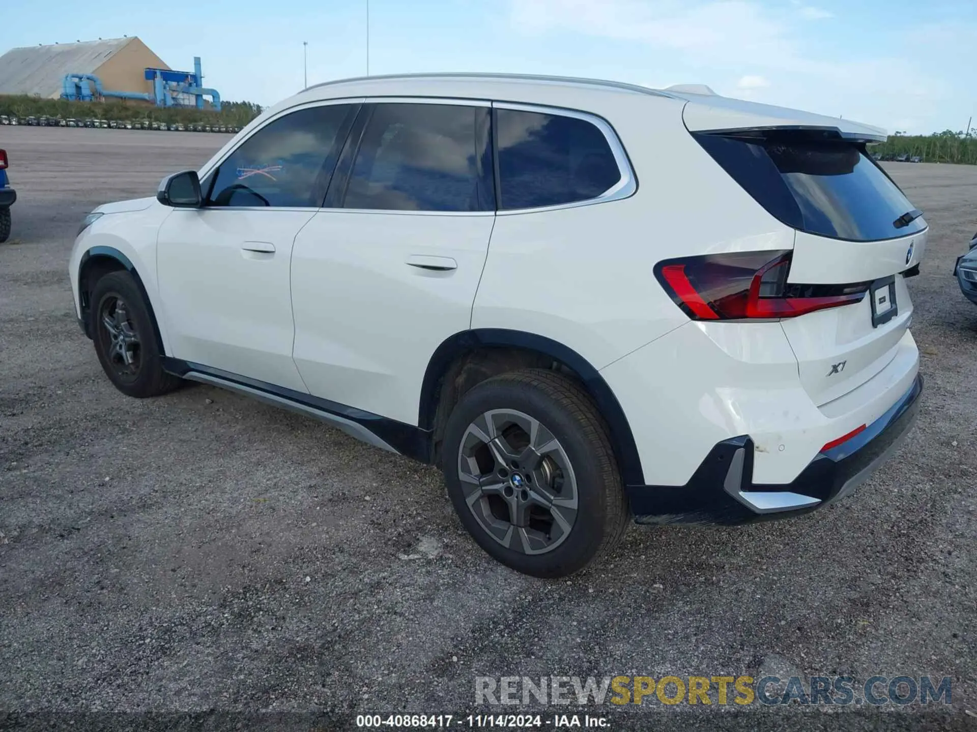 3 Photograph of a damaged car WBX73EF09P5X99030 BMW X1 2023