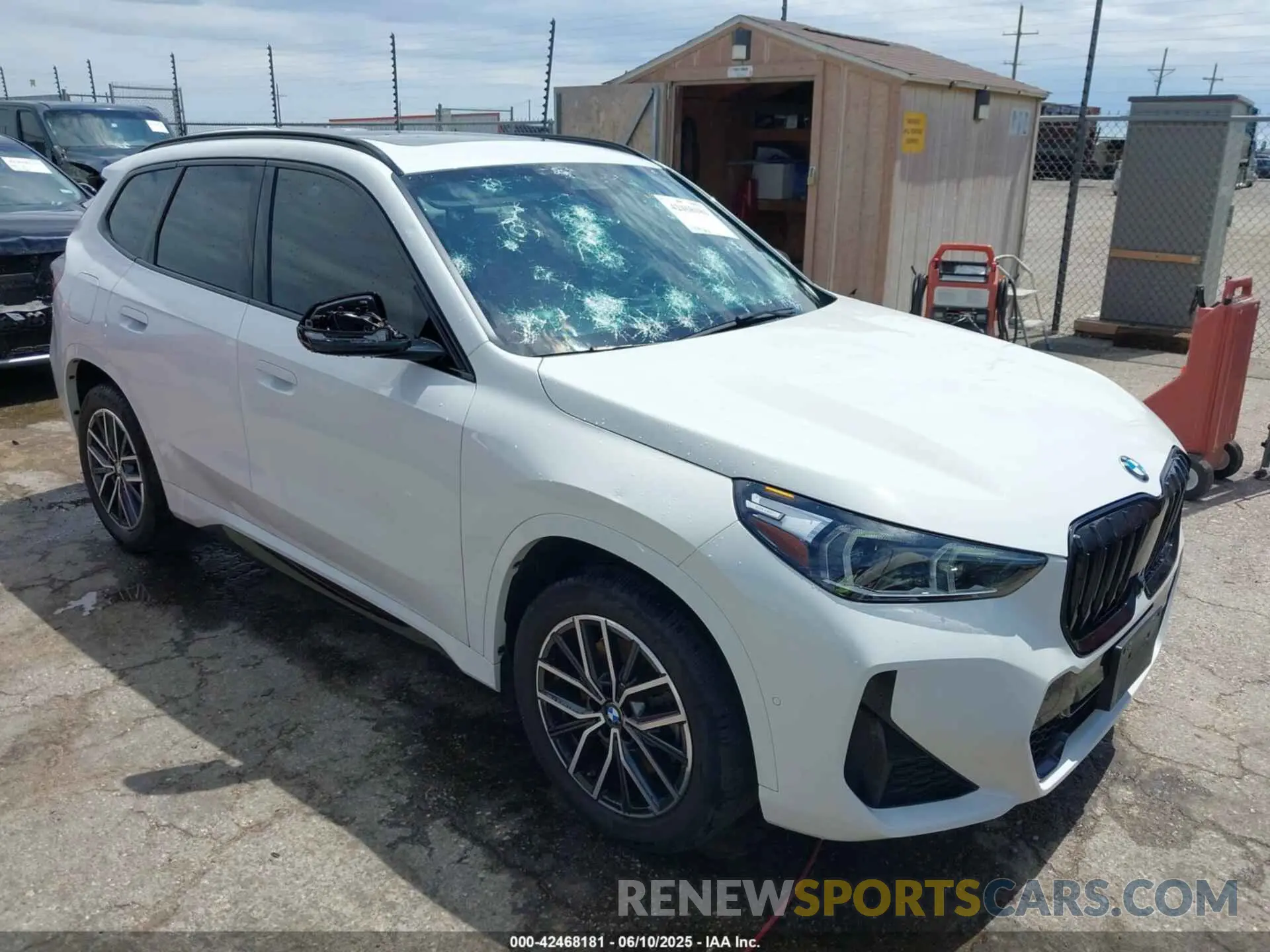 1 Photograph of a damaged car WBX73EF0XP5W71945 BMW X1 2023