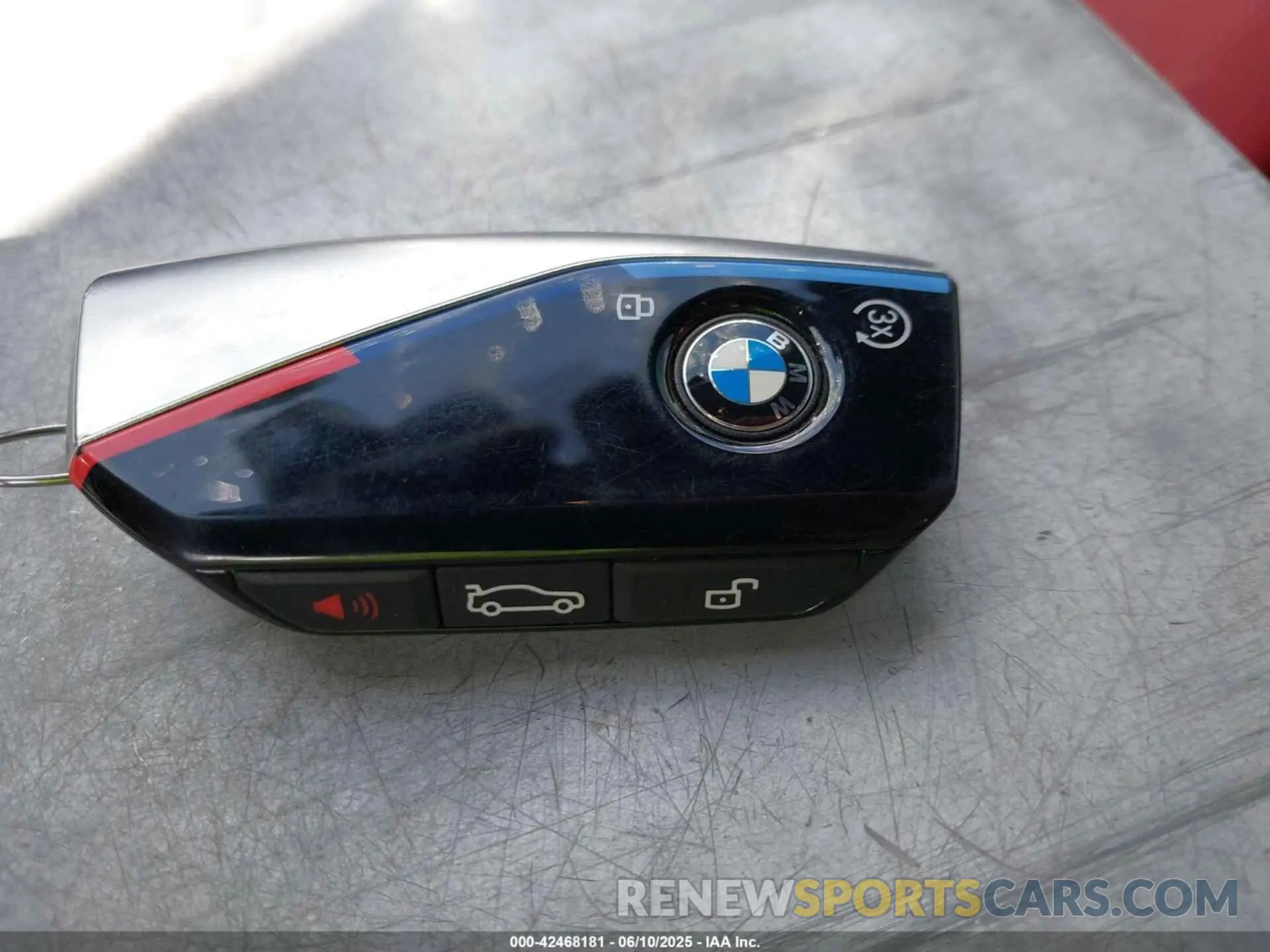 11 Photograph of a damaged car WBX73EF0XP5W71945 BMW X1 2023