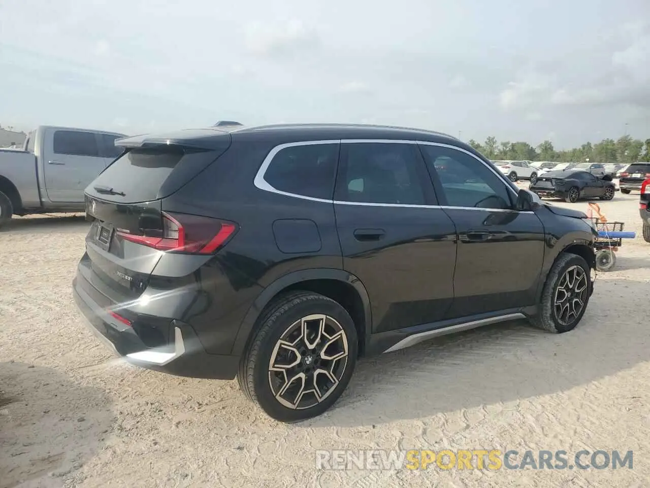 3 Photograph of a damaged car WBX73EF0XP5X80986 BMW X1 2023