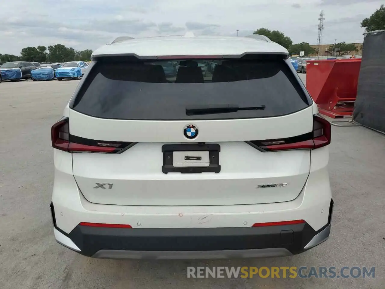 6 Photograph of a damaged car WBX73EF0XP5X84407 BMW X1 2023