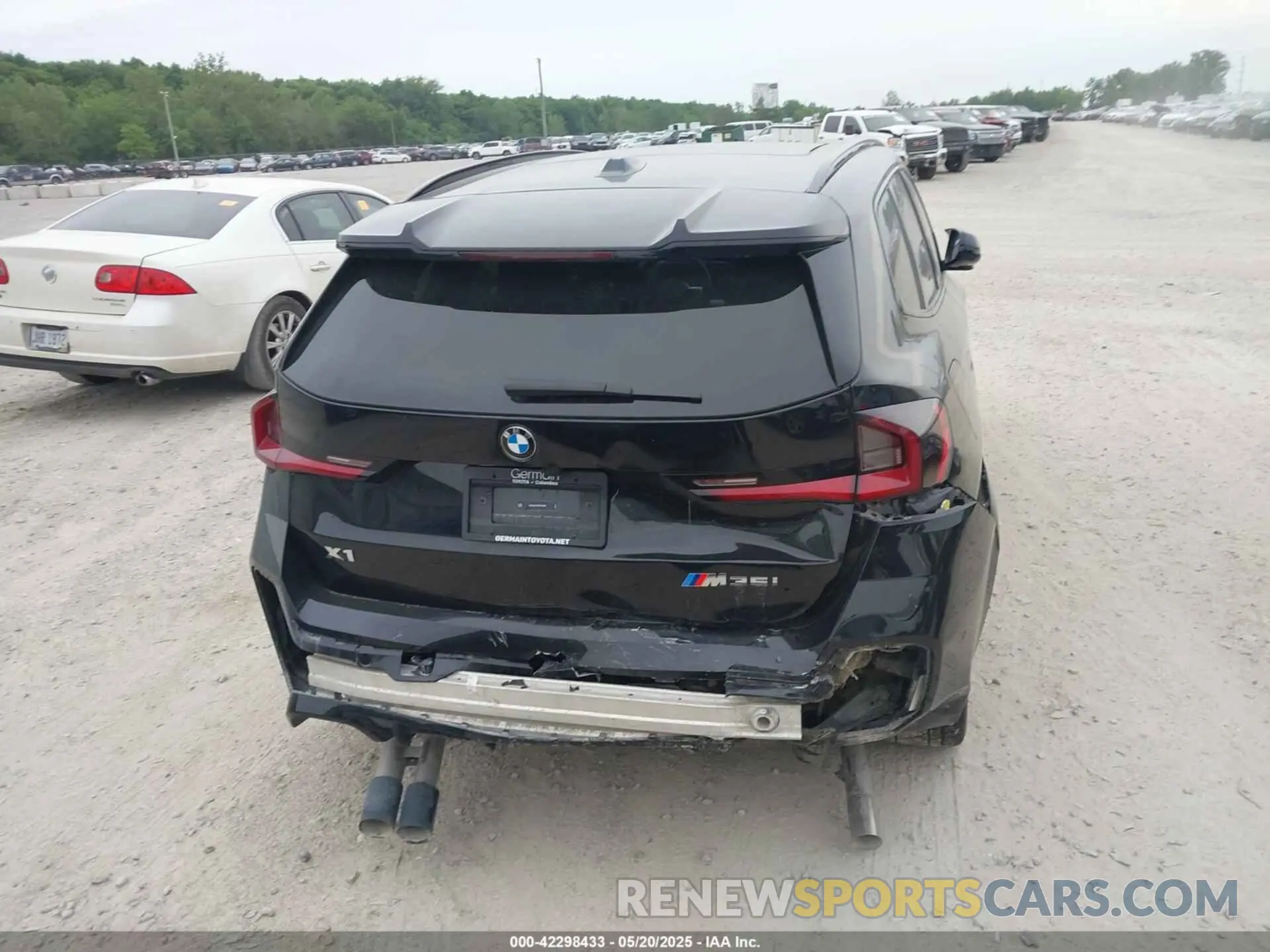 16 Photograph of a damaged car WBX13EF07R5Y41090 BMW X1 2024