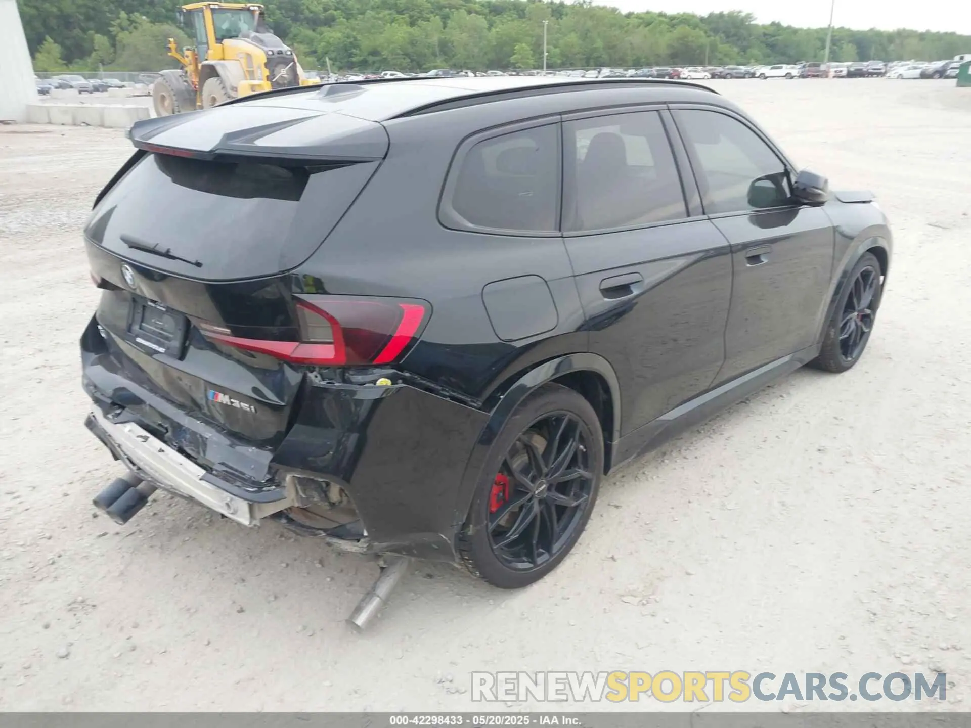 4 Photograph of a damaged car WBX13EF07R5Y41090 BMW X1 2024