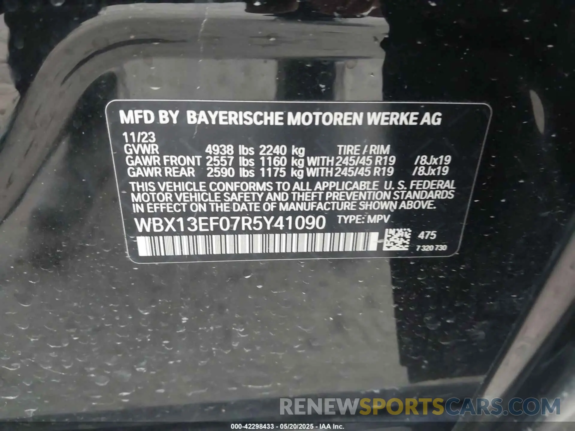9 Photograph of a damaged car WBX13EF07R5Y41090 BMW X1 2024