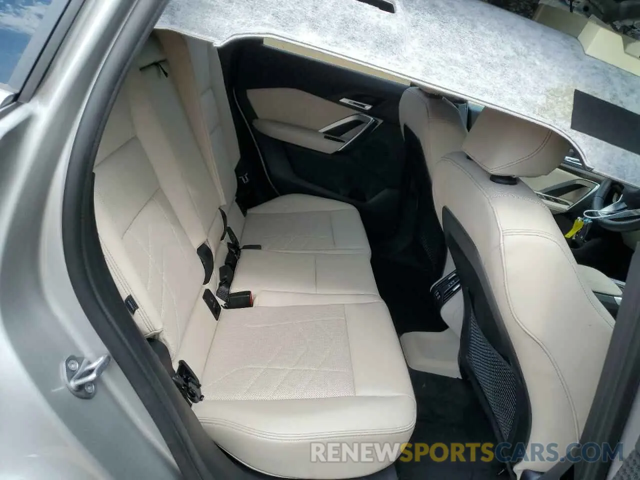 10 Photograph of a damaged car WBX73EF00R5Y31222 BMW X1 2024