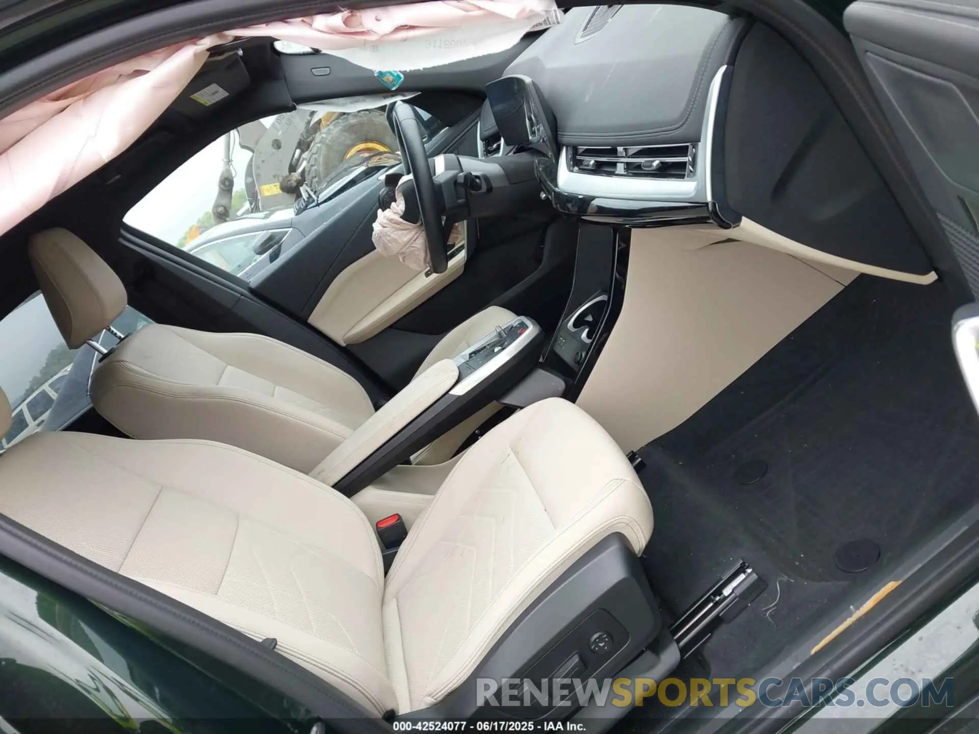 5 Photograph of a damaged car WBX73EF00R5Y41037 BMW X1 2024