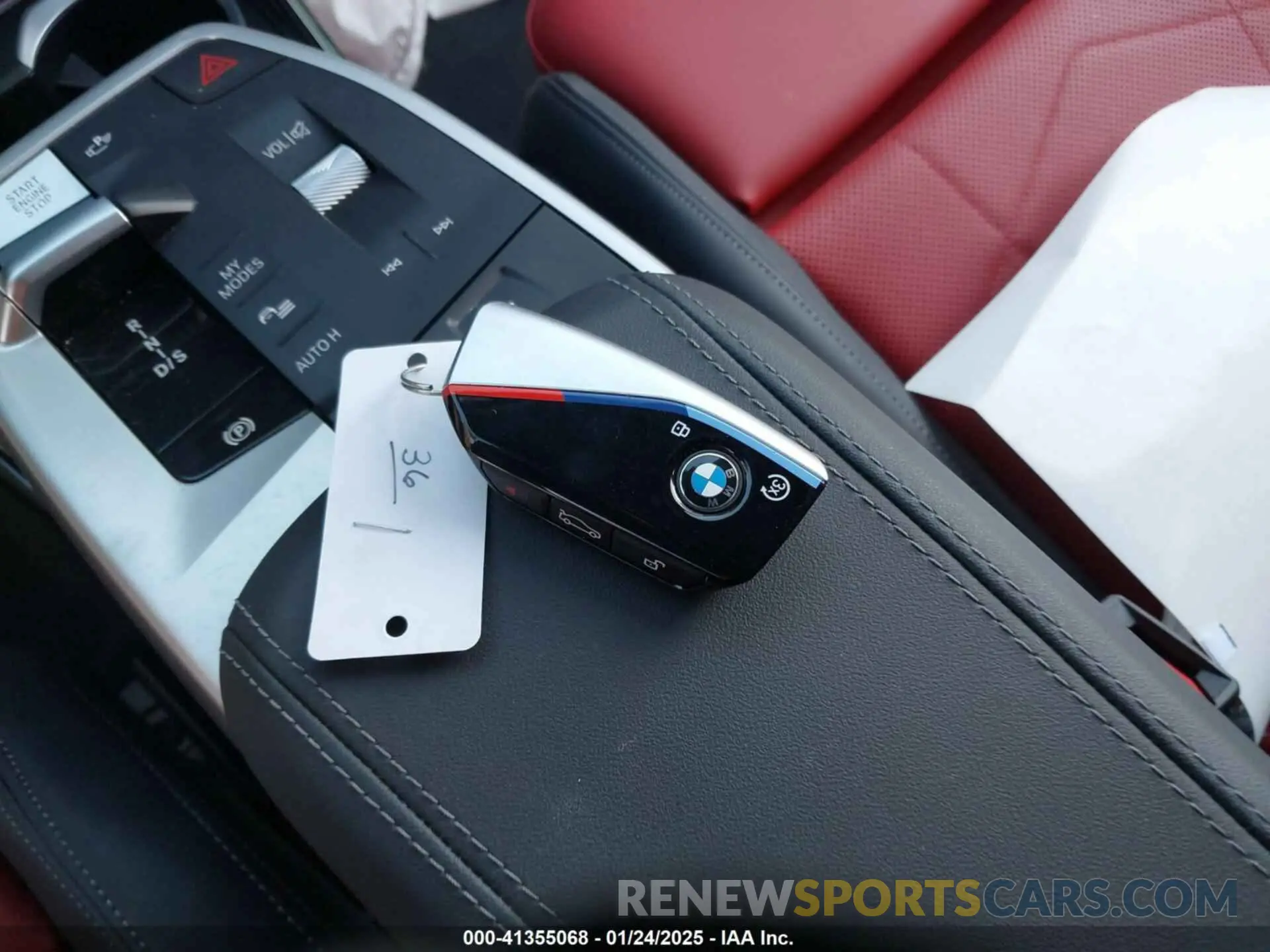 11 Photograph of a damaged car WBX73EF01R5Y96984 BMW X1 2024