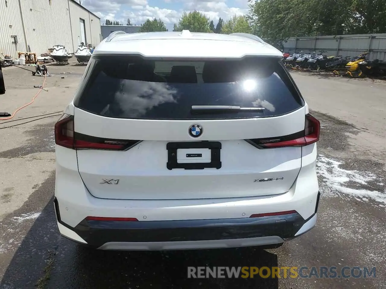 6 Photograph of a damaged car WBX73EF01R5Z19955 BMW X1 2024