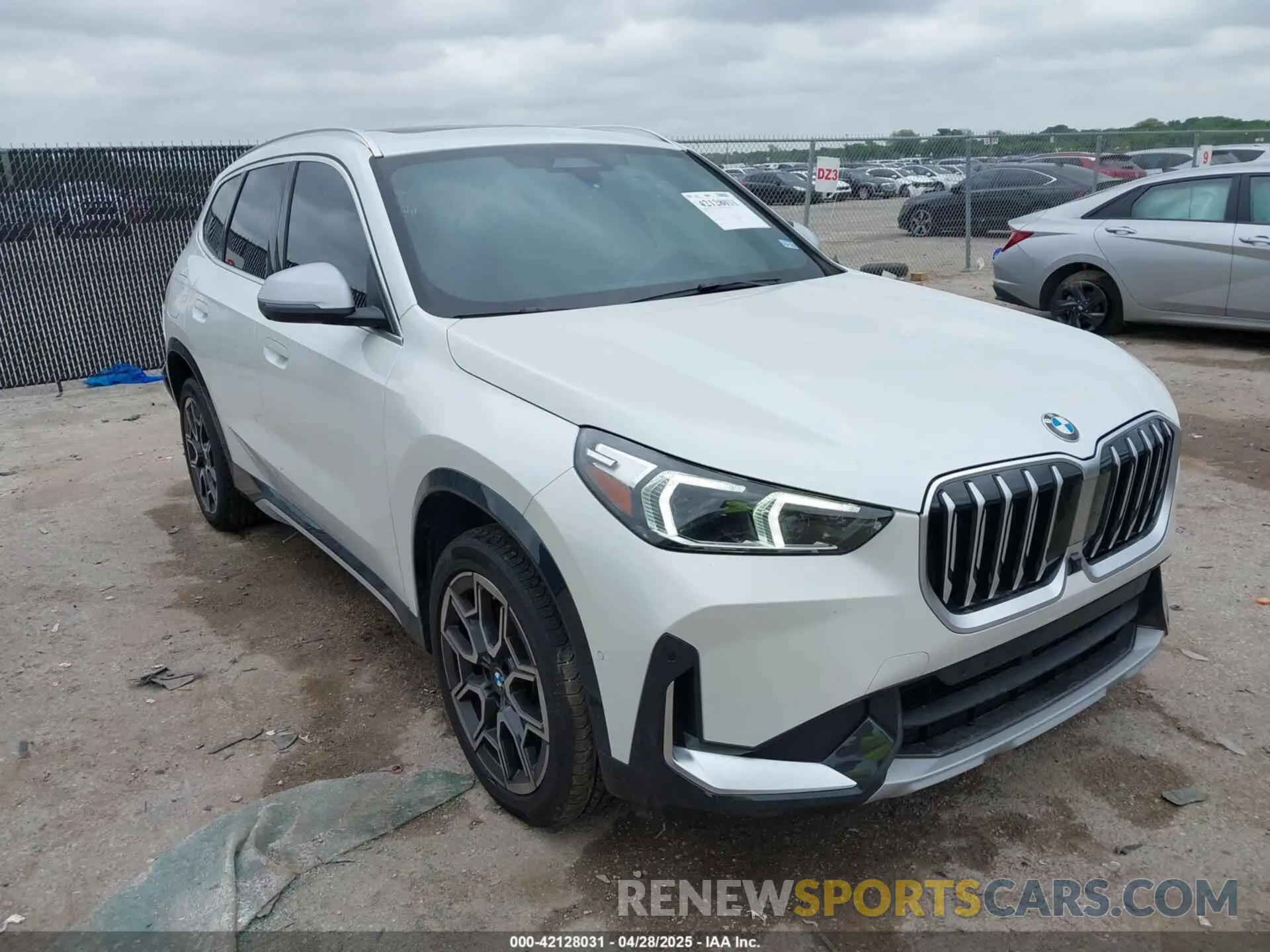 1 Photograph of a damaged car WBX73EF04R5Y61971 BMW X1 2024