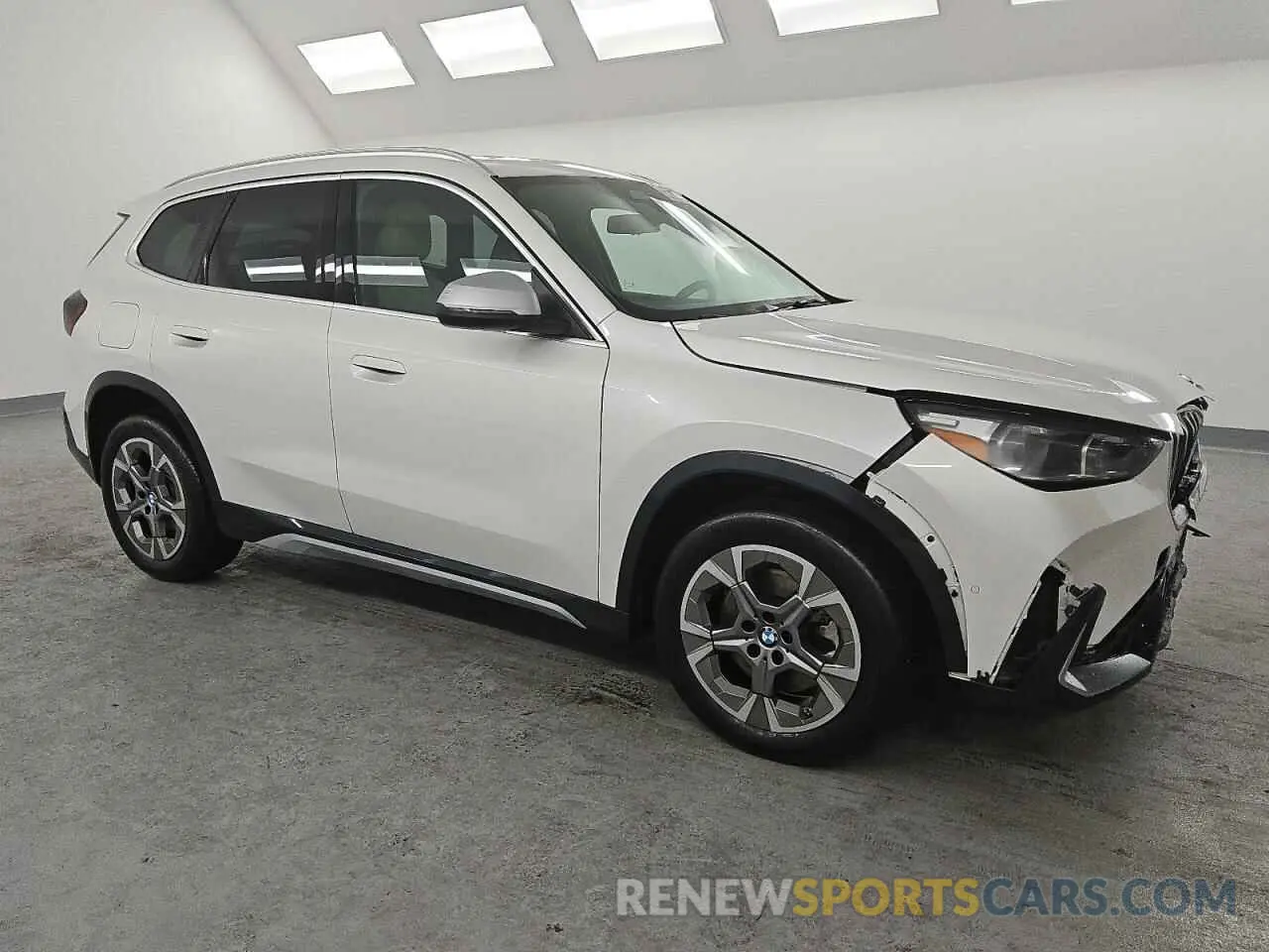 4 Photograph of a damaged car WBX73EF04R5Z18721 BMW X1 2024