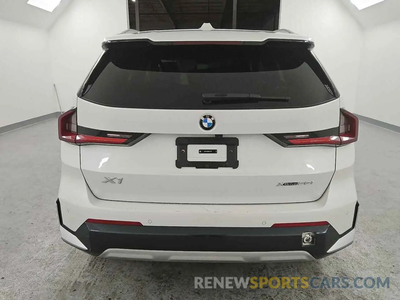 6 Photograph of a damaged car WBX73EF04R5Z18721 BMW X1 2024
