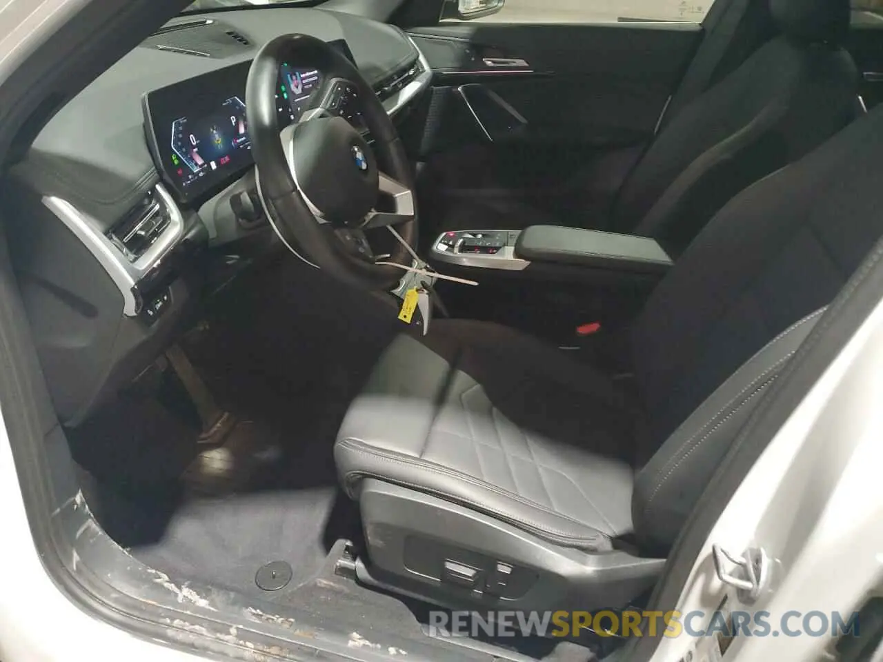 7 Photograph of a damaged car WBX73EF04R5Z84007 BMW X1 2024