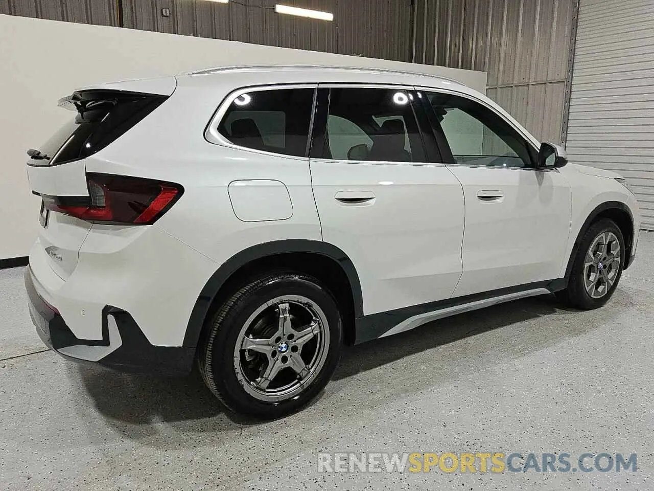 3 Photograph of a damaged car WBX73EF06R5Z87491 BMW X1 2024