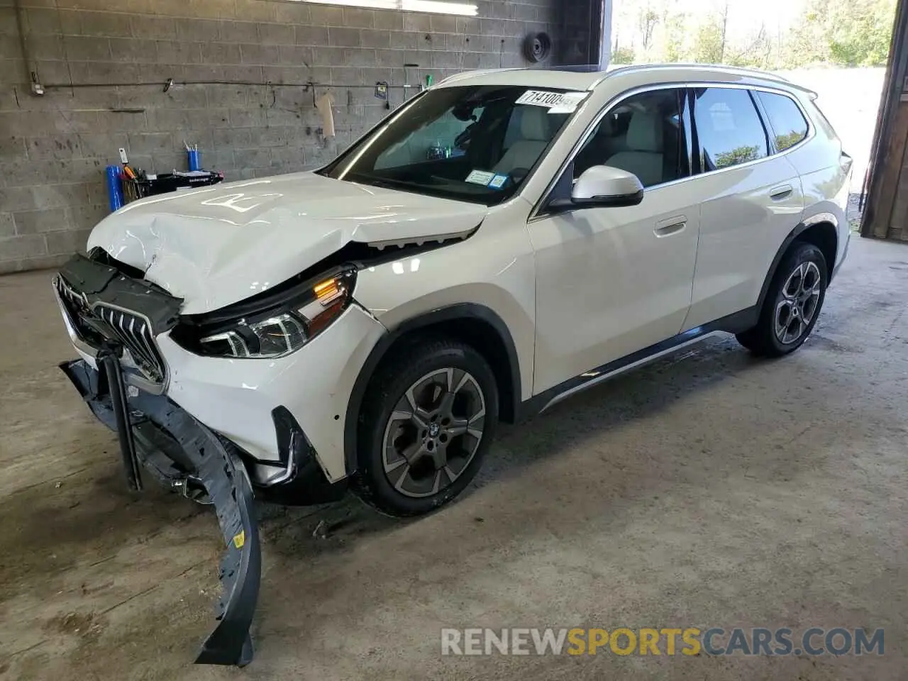 1 Photograph of a damaged car WBX73EF07R5Y48583 BMW X1 2024