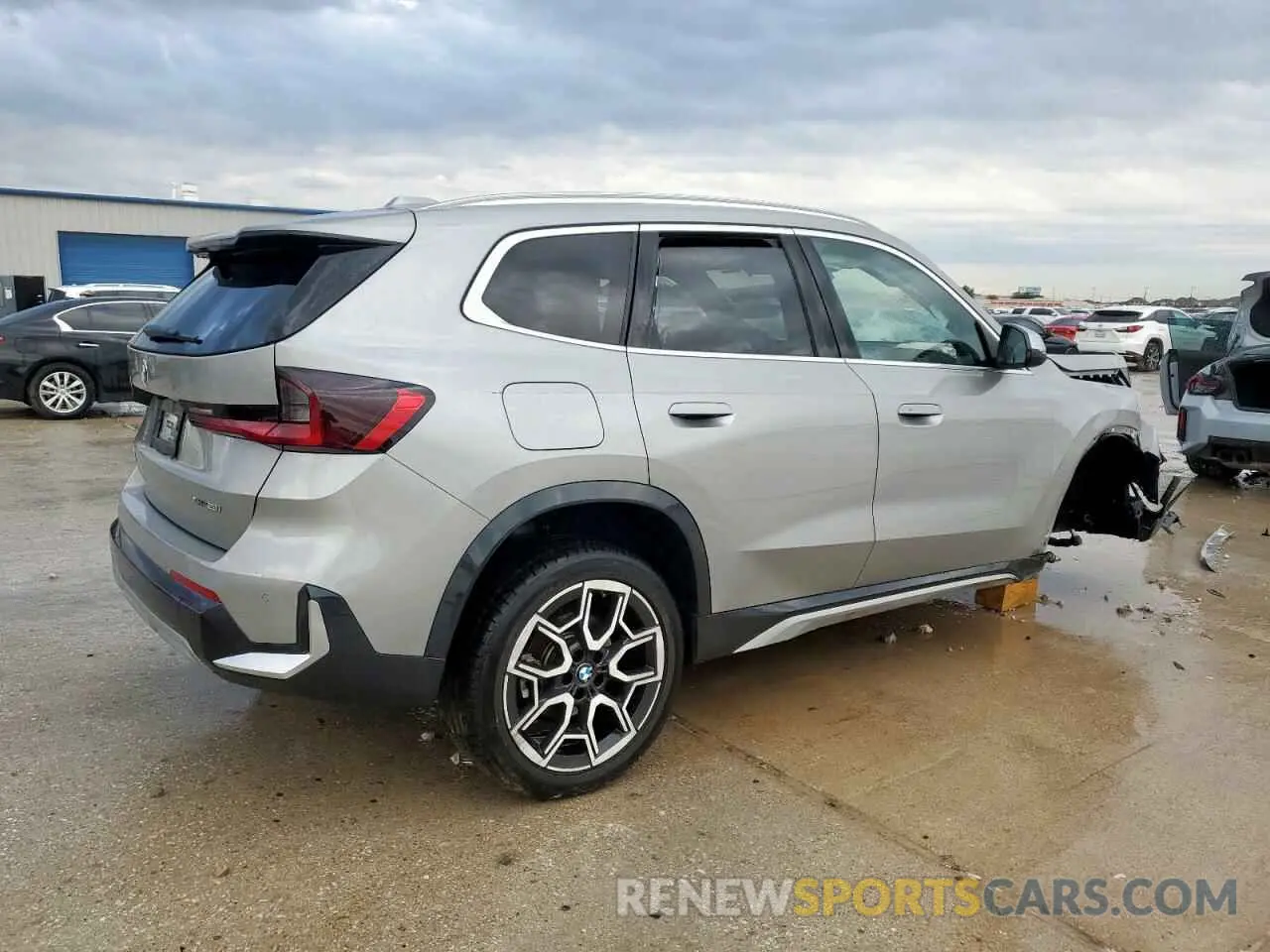 3 Photograph of a damaged car WBX73EF07R5Z37604 BMW X1 2024