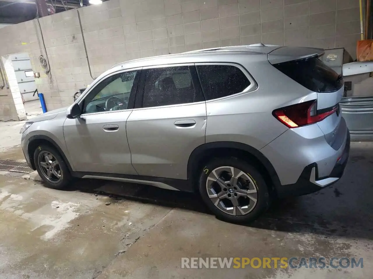2 Photograph of a damaged car WBX73EF09R5Z44957 BMW X1 2024
