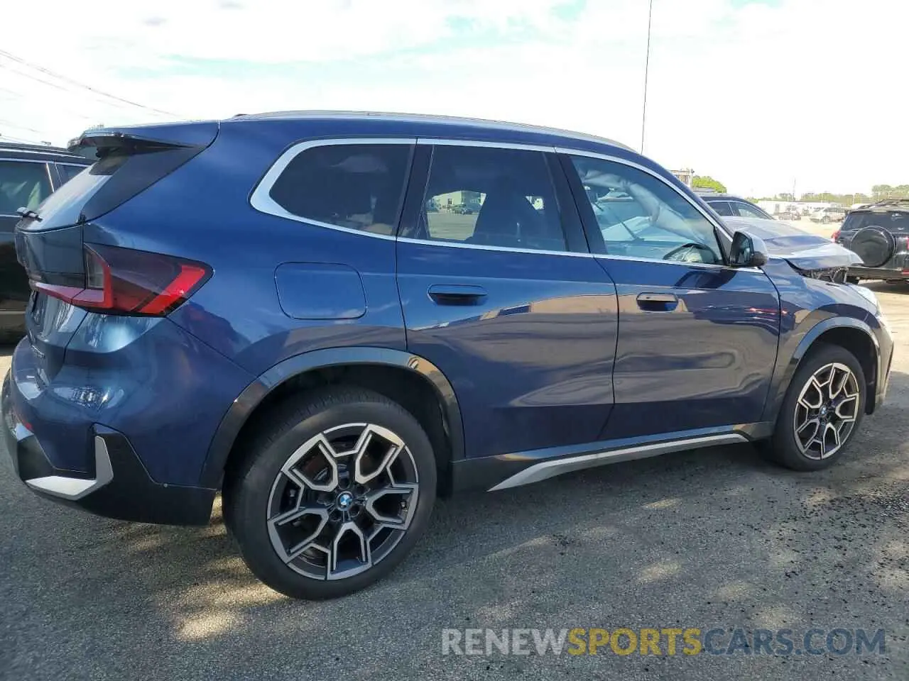3 Photograph of a damaged car WBX73EF0XR5017143 BMW X1 2024