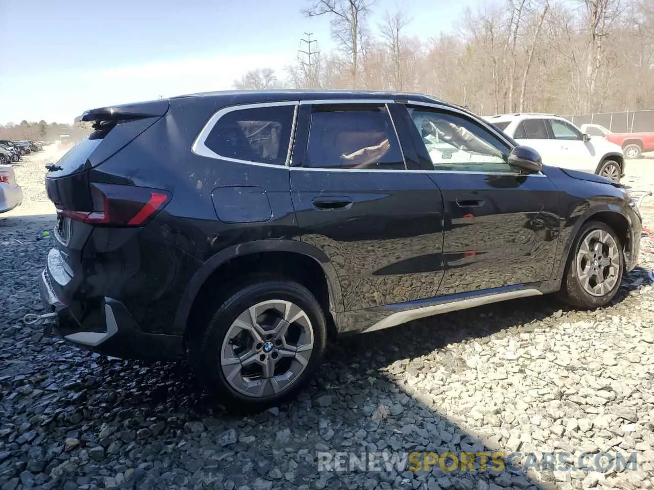 3 Photograph of a damaged car WBX73EF00S5111795 BMW X1 2025