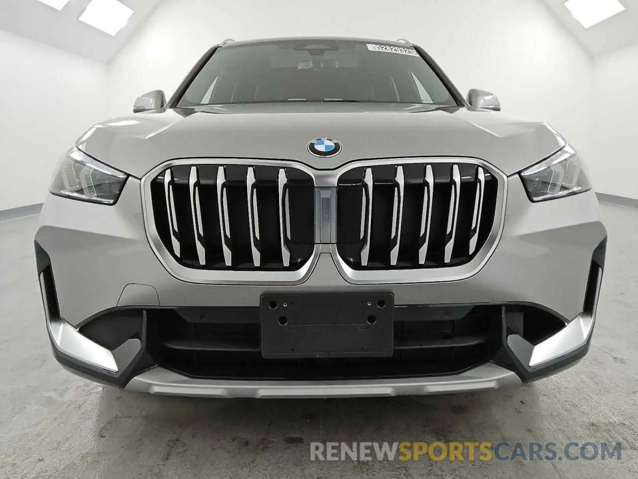 5 Photograph of a damaged car WBX73EF01S5108498 BMW X1 2025