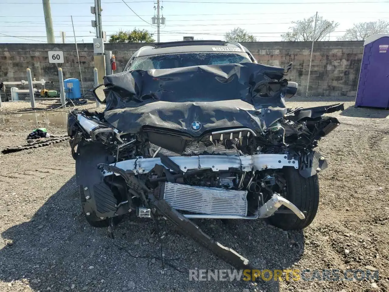 5 Photograph of a damaged car WBX73EF01S5221528 BMW X1 2025