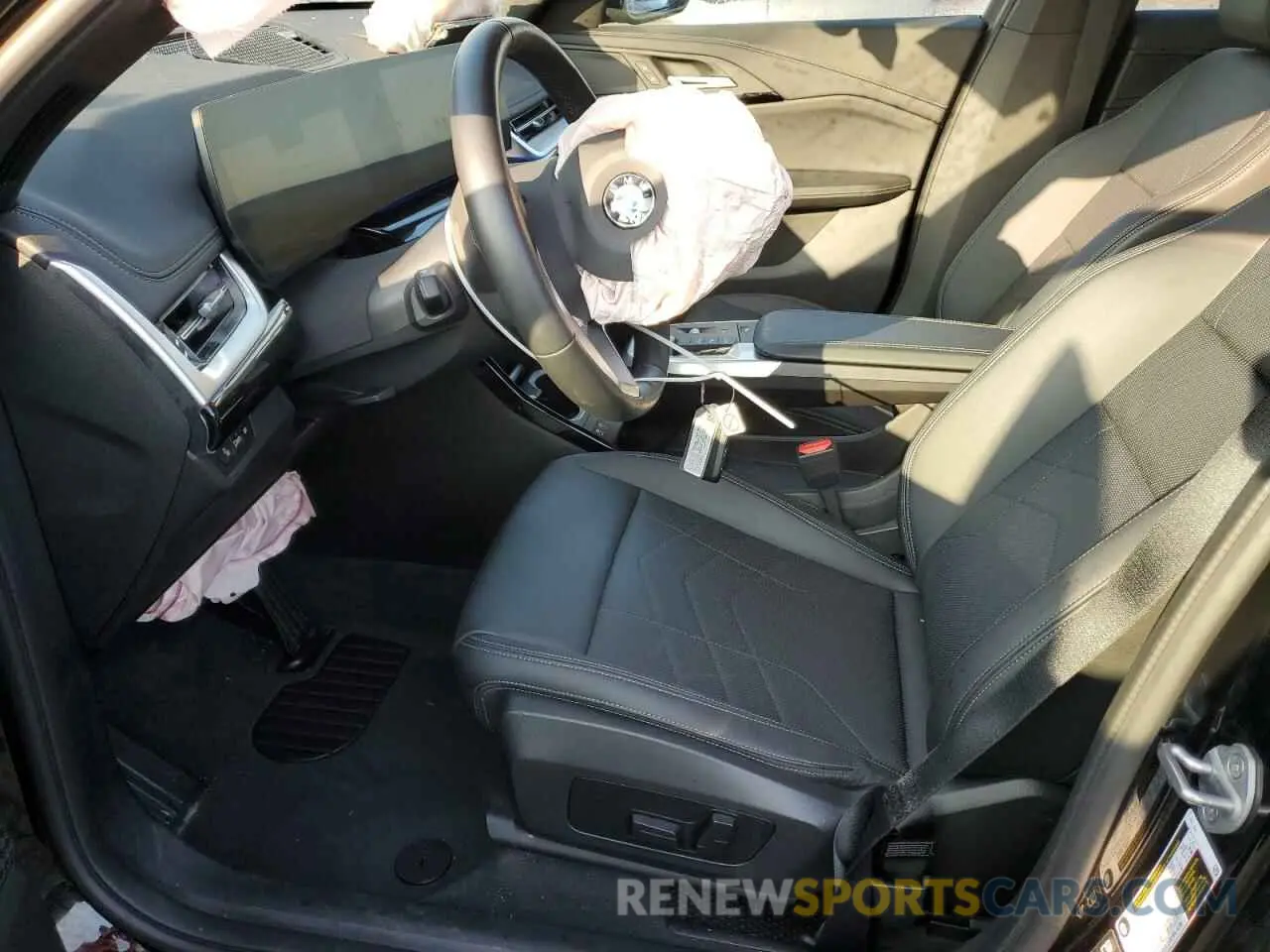 7 Photograph of a damaged car WBX73EF07S5097748 BMW X1 2025