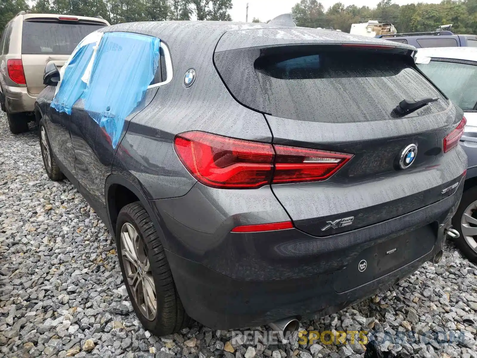 3 Photograph of a damaged car WBXYJ3C50KEP77540 BMW X2 2019