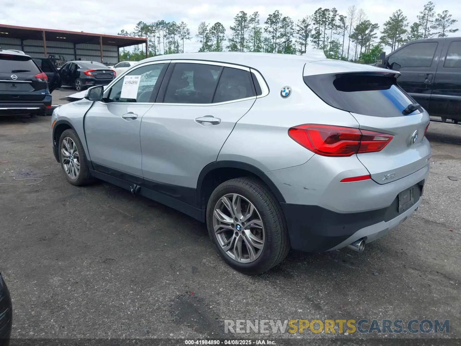 3 Photograph of a damaged car WBXYJ3C51KEP77367 BMW X2 2019