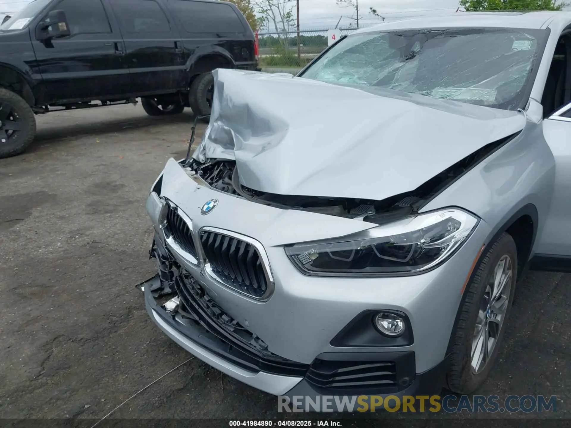 6 Photograph of a damaged car WBXYJ3C51KEP77367 BMW X2 2019