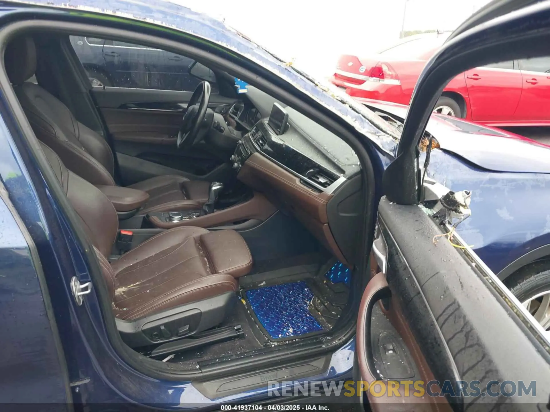 5 Photograph of a damaged car WBXYJ3C52K5N10612 BMW X2 2019