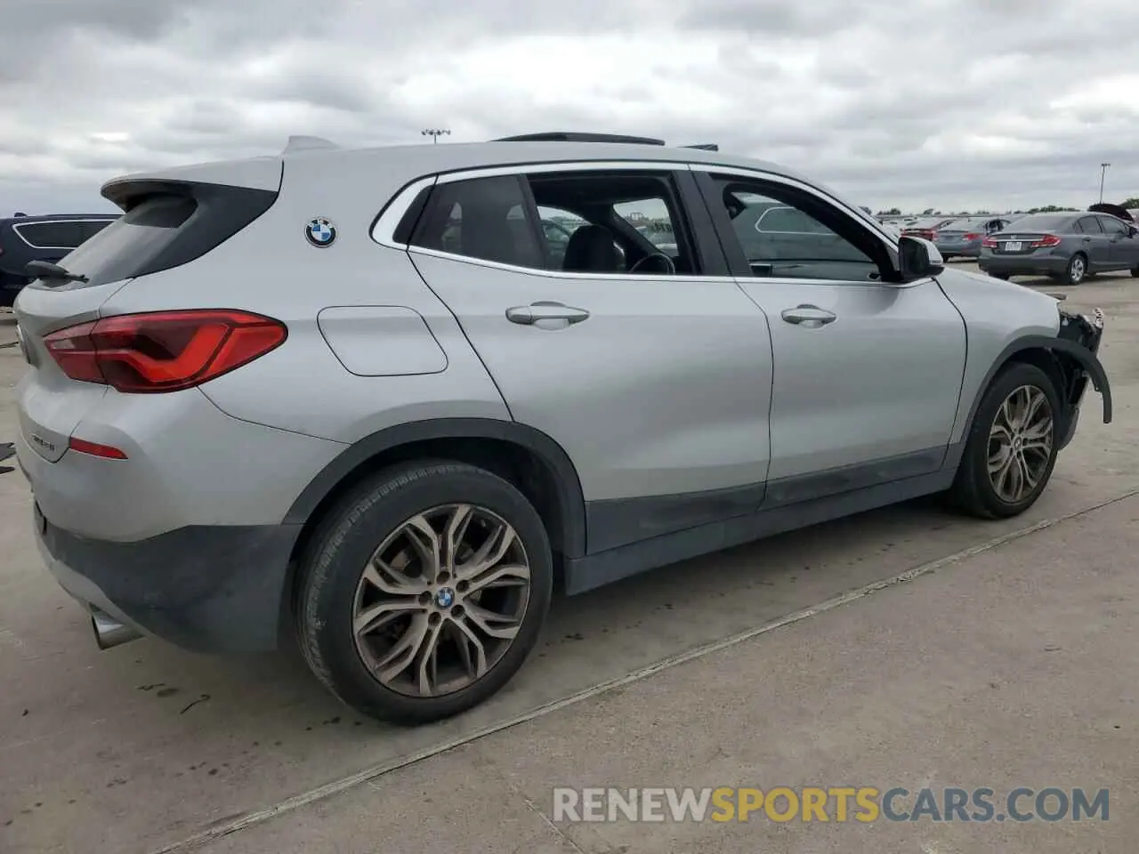 3 Photograph of a damaged car WBXYJ3C53KEP77211 BMW X2 2019