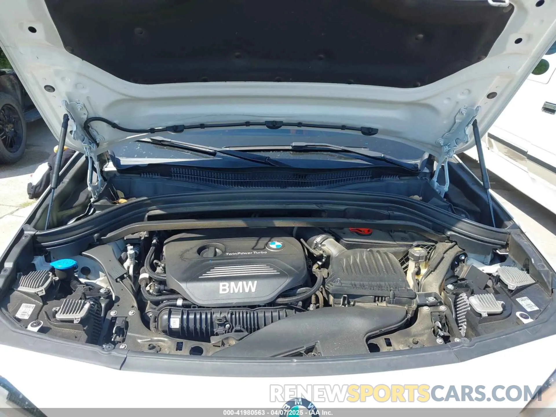 10 Photograph of a damaged car WBXYJ3C54KEP77637 BMW X2 2019