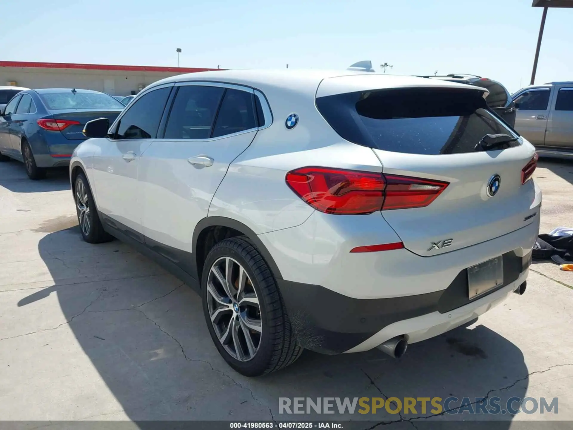 3 Photograph of a damaged car WBXYJ3C54KEP77637 BMW X2 2019
