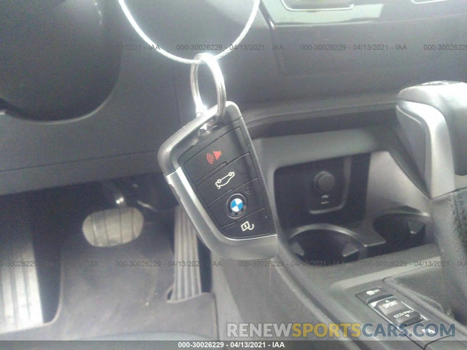 11 Photograph of a damaged car WBXYJ3C55K5N21717 BMW X2 2019