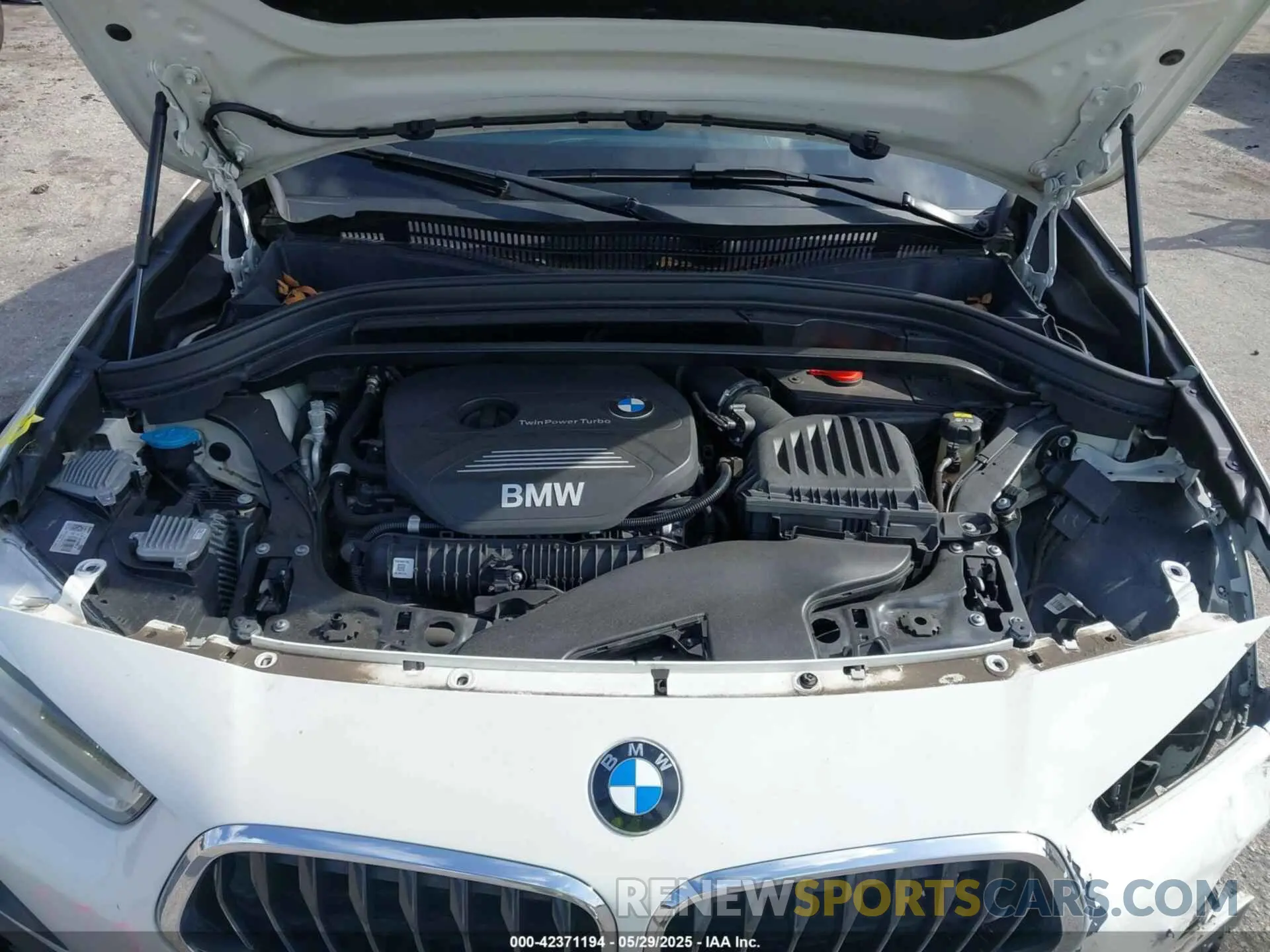 10 Photograph of a damaged car WBXYJ3C57KEP77180 BMW X2 2019