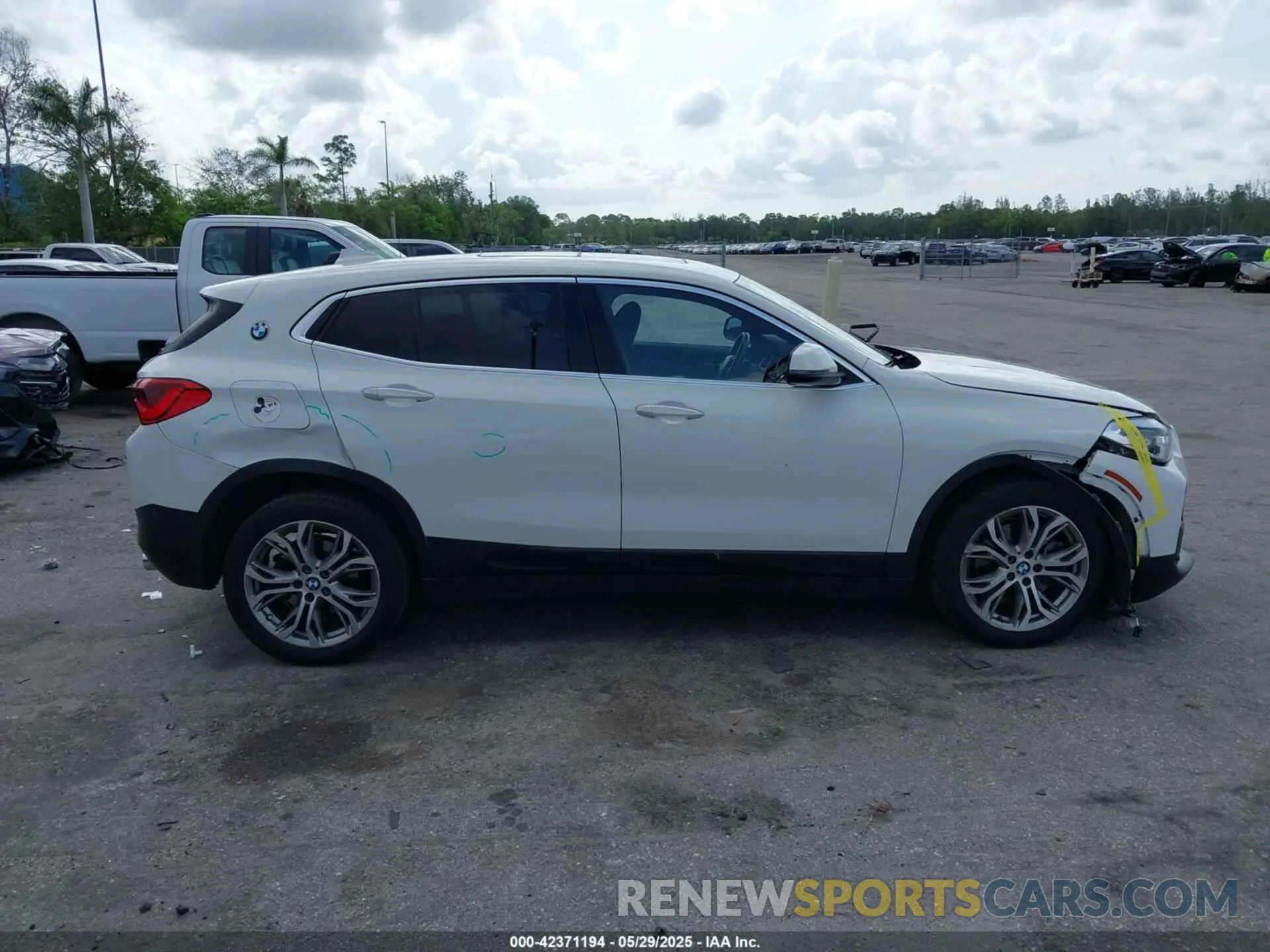13 Photograph of a damaged car WBXYJ3C57KEP77180 BMW X2 2019