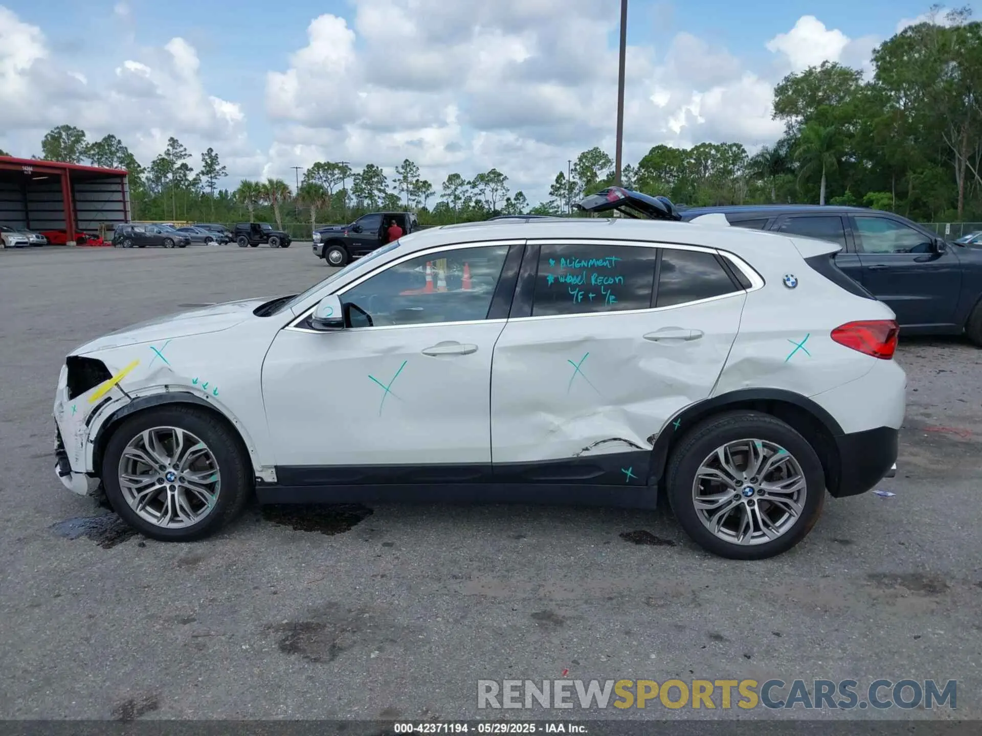 14 Photograph of a damaged car WBXYJ3C57KEP77180 BMW X2 2019